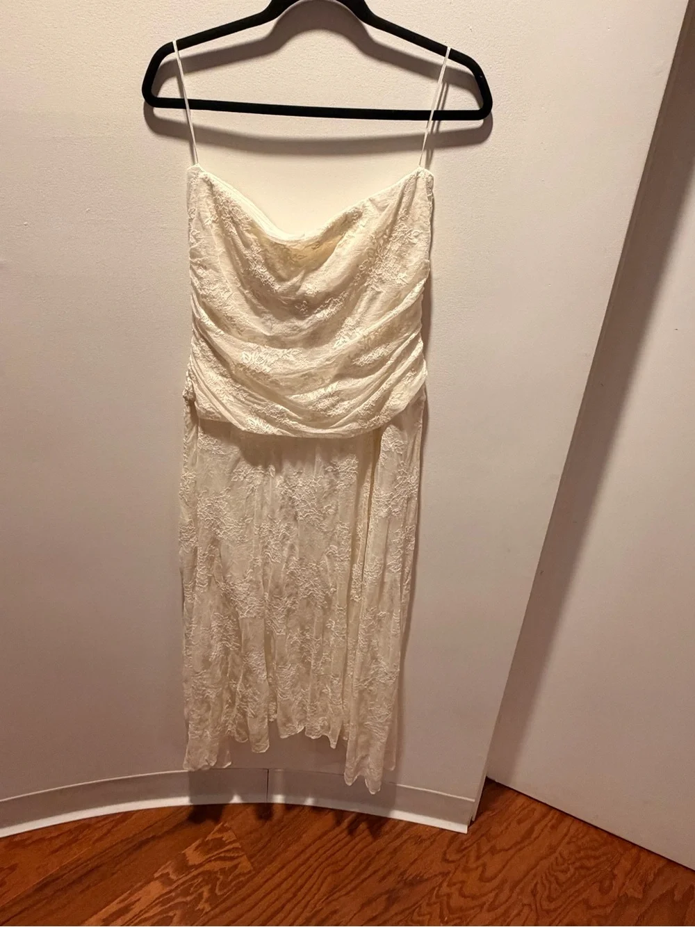 Abercrombie & Fitch Ivory Lace Strapless Ruched Maxi Dress Petite Large